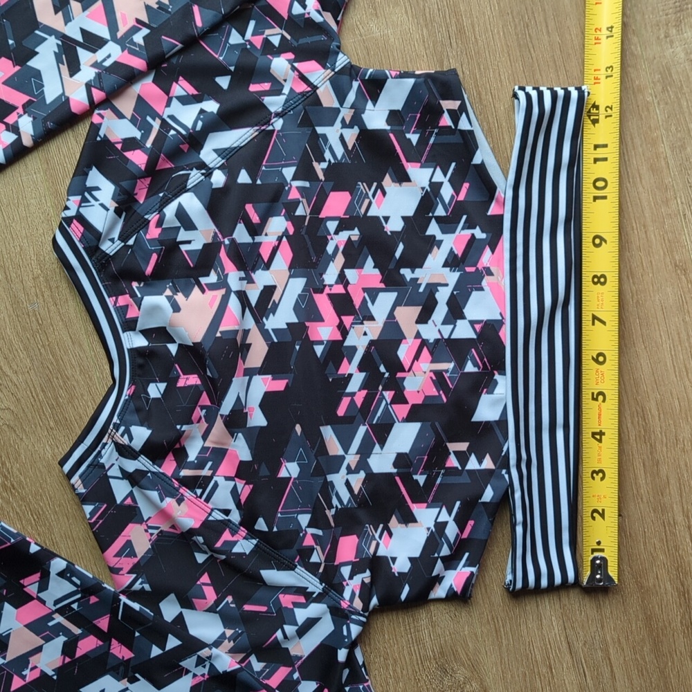 Zella Girl Crop Rash Guard - Picture 4 of 5